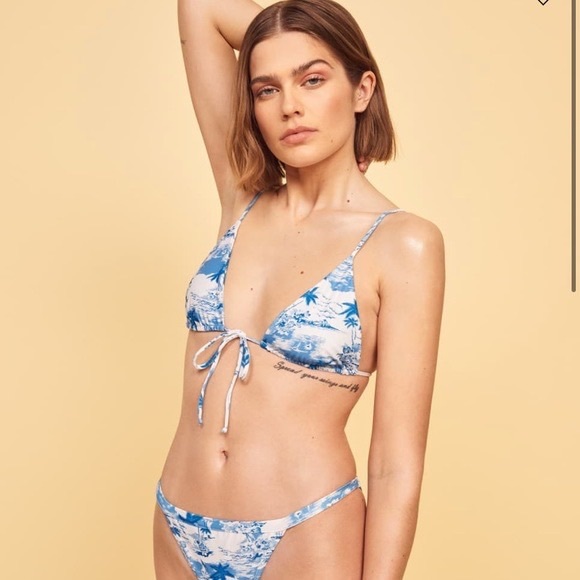 Reformation Swimwear Island Print Bikini Bottoms size medium (new without tags) - Picture 7 of 8